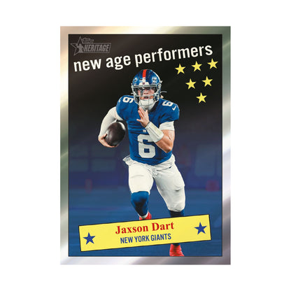 2026 Topps Heritage Football, Jaxson Dart New Age Performers, produsentens korteksempel, ikke garantert innhold