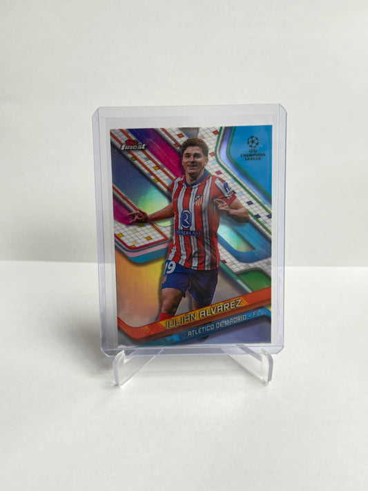 2024-25 Topps finest Julián Alvarez Refractor