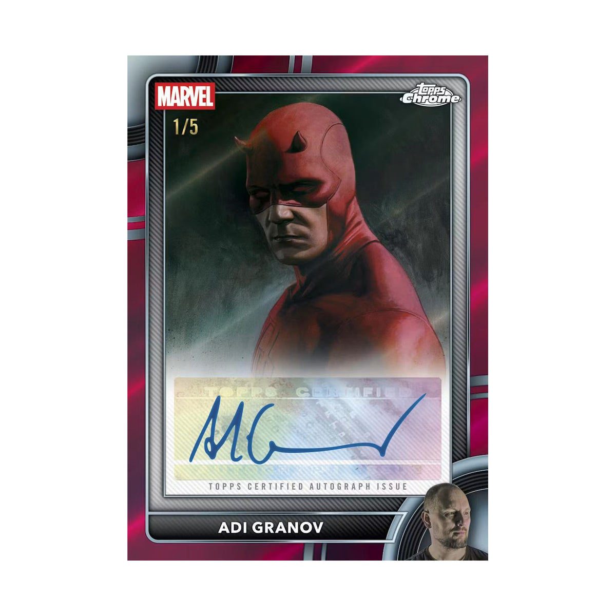 2026 Topps Chrome Marvel Comics Blaster, Adi Granov Artist Autograph Red /5. Produsentens korteksempel, ikke garantert innhold.