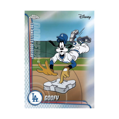2026 Topps Chrome Disney Blaster, Goofy Mickey and Friends MLB Home Jersey Set. Produsentens korteksempel, ikke garantert innhold.