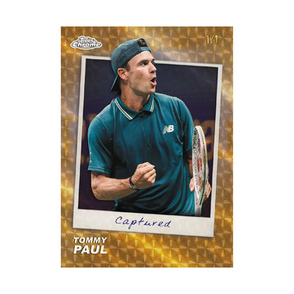 2026 Topps Chrome Tennis, Tommy Paul Captured Superfractor 1/1. Produsentens korteksempel, ikke garantert innhold.